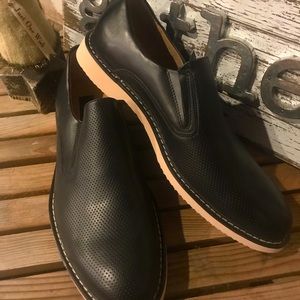 NWOT Joseph Abboud Black leather loafer